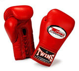 Twins lace up boxing gloves BGLL1